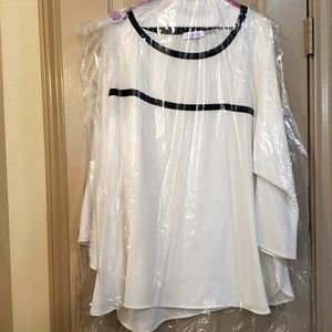 Calvin Klein 1x blouse white with black trim 3/4 sleeves